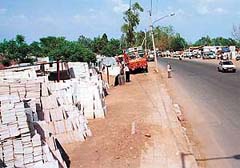 The marble market along the road 