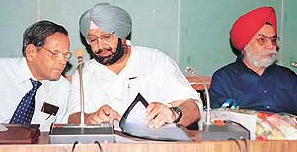 Capt Amarinder Singh, Chief Minister of Punjab, with Prof K.N. Pathak, Vice-Chancellor of Panjab University, at a seminar on Maharaja Ranjit Singh, in Chandigarh on Wednesday.