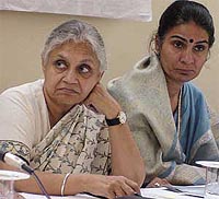 Chief Minister Sheila Dikshit and new MCD Mayor Jaishree Panwar at a lecture on �Women Power�