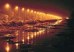 �Light� moods of Ludhiana�s feeder canal.