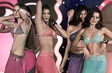 Indian wannabe models compete in the swimwear round 