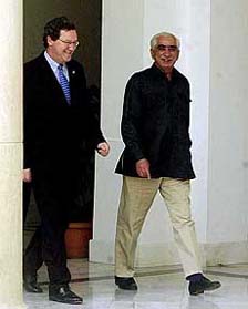 External Affairs Minister Jaswant Singh with his Australian counterpart