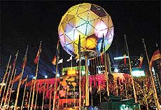 Colourful laser beams decorate walls of Seoul City Hall