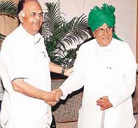 Haryana Chief Minister Om Prakash Chautala with Deputy Chairman Planning Commission K.C. Pant