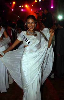 Neha Dhupia, Miss India 2002