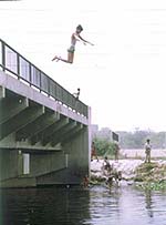 A youngster takes a rather drastic action to beat the heat in the Capital.