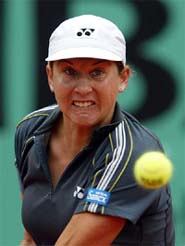 Monica Seles of the USA eyes the ball