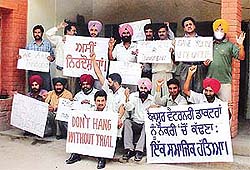 Members of the Punjab State Veterinary Officers Association