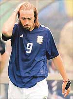 Argentina�s team captain Gabriel Batistuta walks away