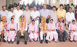 Four girls belonging to poor families who were married by the Shri Raghunath Sewa Dal