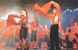 It rains rhythm and energy in Tagore Theatre, as students of Shiamak Davar�s dance workshop bring alive the magic of salsa, jazz and rock �n� roll in Chandigarh on Monday.