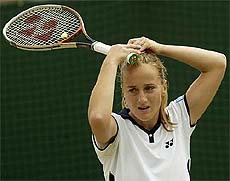 Bulgaria's Magdalena Maleeva shows her disappointment