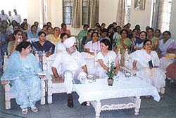 Distinguished guests at the workshop of GHPS, Shahdara.