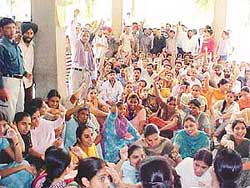 The strike by DMCH employees continued on Wednesday