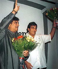 Newly inducted Ministers Shatrughan Sinha and Vinod Khanna 