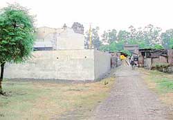 The land of government veterinary hospital of Doraha that has allegedly been grabbed by shopkeepers