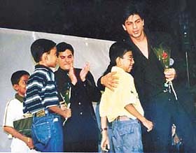 Bollywood star Shah Rukh Khan with the children suffering from Thalassaemia