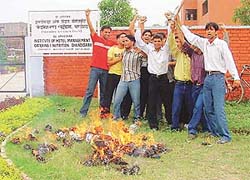 Students of Dr Ambedkar Institute of Hotel Management, Sector 42, protest against poor results
