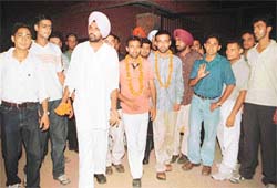 Students of Panjab University outside the Model Burail Jail