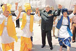 Lieut-Gen J.F.R. Jacob (retd) joins the bhangra team at the Independence Day function held at Parade Ground, Sector 17, Chandigarh, on Thursday.