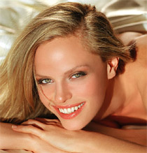 A model who portrays S1MONE