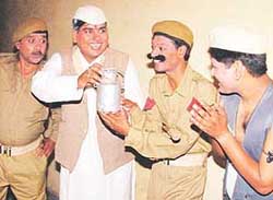 Artistes from Chandigarh perform a Garhwali play, "Ab Hor Kha Bhindi Macha"