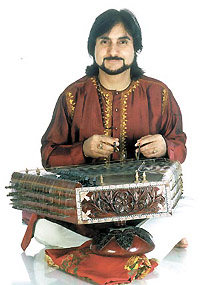 Santoor maestro Bhajan Sopori