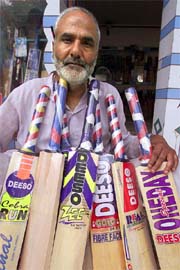 Bat-maker Abdul Majid 