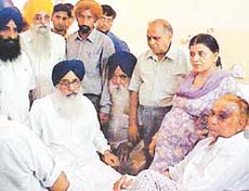Former Chief Minister Parkash Singh Badal calls on Mr Kewal Krishan Jindal at the CMC in Ludhiana on Thursday