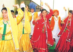Students of Everest Public School, Ludhiana, celebrate Teachers' Day