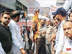 Activists of the Punjab Peace Council burn effigies