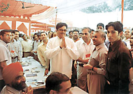 Union Health Minister Shatrughan Sinha visits the ongoing Diabetes Health Mela at Talkatora Garden in the Capital on Saturday
