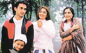 Scene from Aati Rahengi Baharein