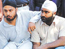 Ramandeep and Khushwinder, two suspects in the fake visa case