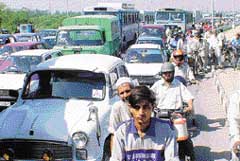 Vehicles caught in a traffic jam on the Chandigarh-Panchkula road 