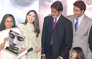 Amitabh Bachchan looks at his wife Jaya