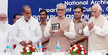 Vice-President Bhairon Singh Sekhawat releases coins
