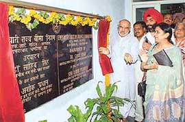 Union Labour Minister Mr Sahib Singh Verma inaugurates the 50-bed ESI Hospital at Ram Darbar in Chandigarh 