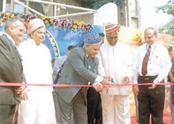 Union Textile Minister Kashiram Rana inaugurating the Handicrafts and Gift Fair