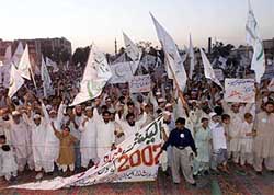 Supporters of Muttahida Majlis-e-Amal