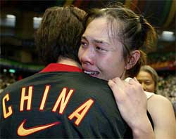 Chinese player Chen Luyun cries tears of joys