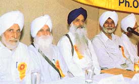 Mr Hardial Singh , founder of the Sarb Rog Ka Aukhad Naam Mission