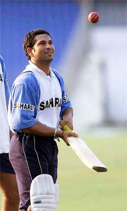 Sachin Tendulkar loops a ball