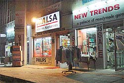 A night view of Sector-!7 A Market