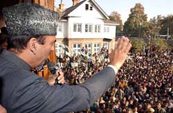 State Congress chief Ghulam Nabi Azad addresses a public meeting