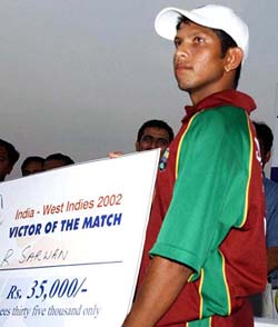 R Sarwan of West Indies, who was selected as man of the match for his brilliant performance against India on the first one day 