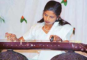 Vichitra veena player Radhika Umedkar opens the 25th Tribune-sponsored Chandigarh Sangeet Sammelan with a rendering in �Raag Bihag� in Bharatiya Vidya Bhavan, Sector 27