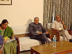 HP Chief Minister prem Kumar Dhumal reviewing a meeting