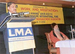 Mr V.K. Goyal, general secretary, LMA, introduces Swami Anand Vairygya, who delivered a lecture on �Making work as meditation�