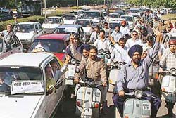 Traders hold a rally to protest against the amendments in the Rent Act in Chandigarh